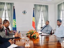 Seychelles Minister Barry Faure and SADC Executive Secretary Elias Magosi meeting